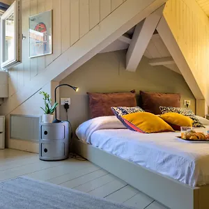 https://ca-zianini.hotelinveneto.com